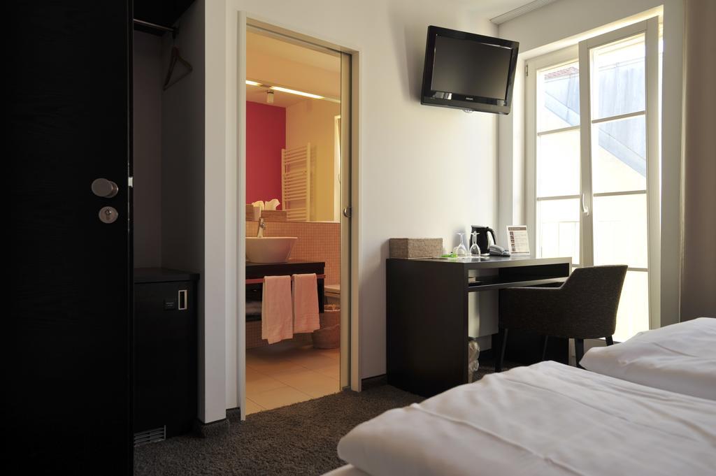 Maximilian Hotel Speyer Room photo